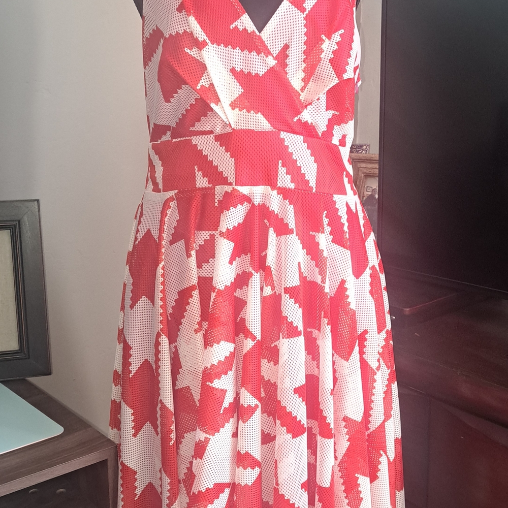 Eva Franco Pink and White Pleated Midi Dress V-Neck Sleeveless